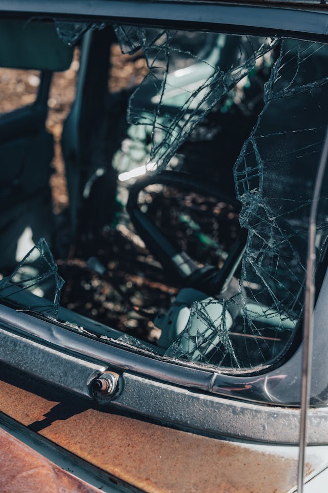 commercial & fleet auto glass services in Brandon