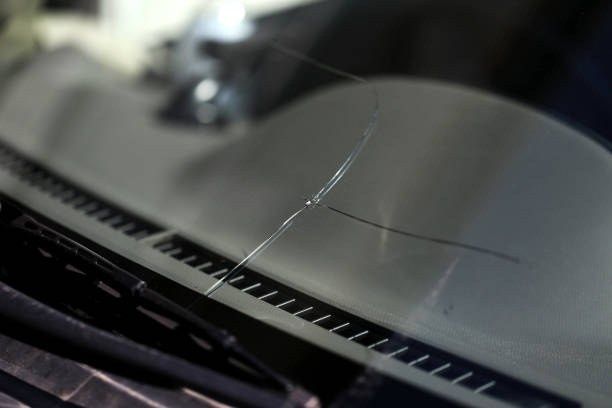 Auto Glass Repair in Souris