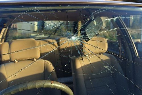 Auto Glass Repair in Souris